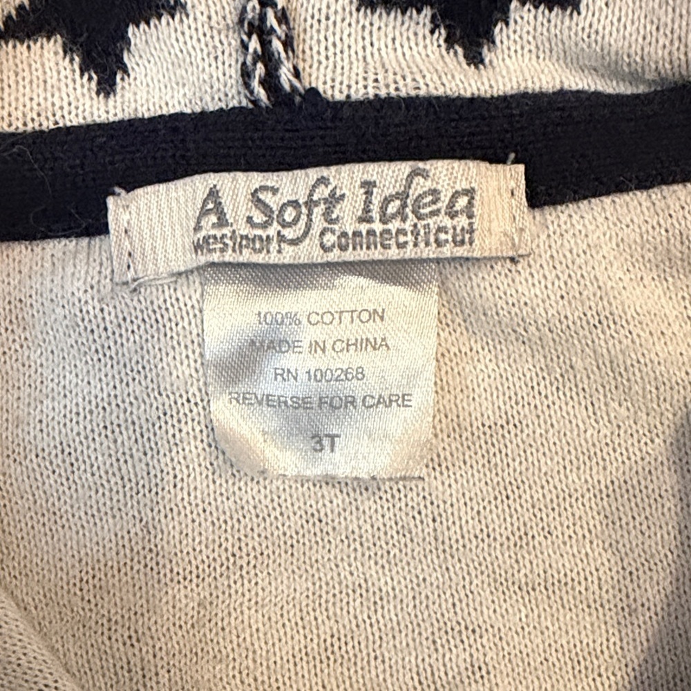 Kids' Navy Star Hoodie - Picture 2 of 4